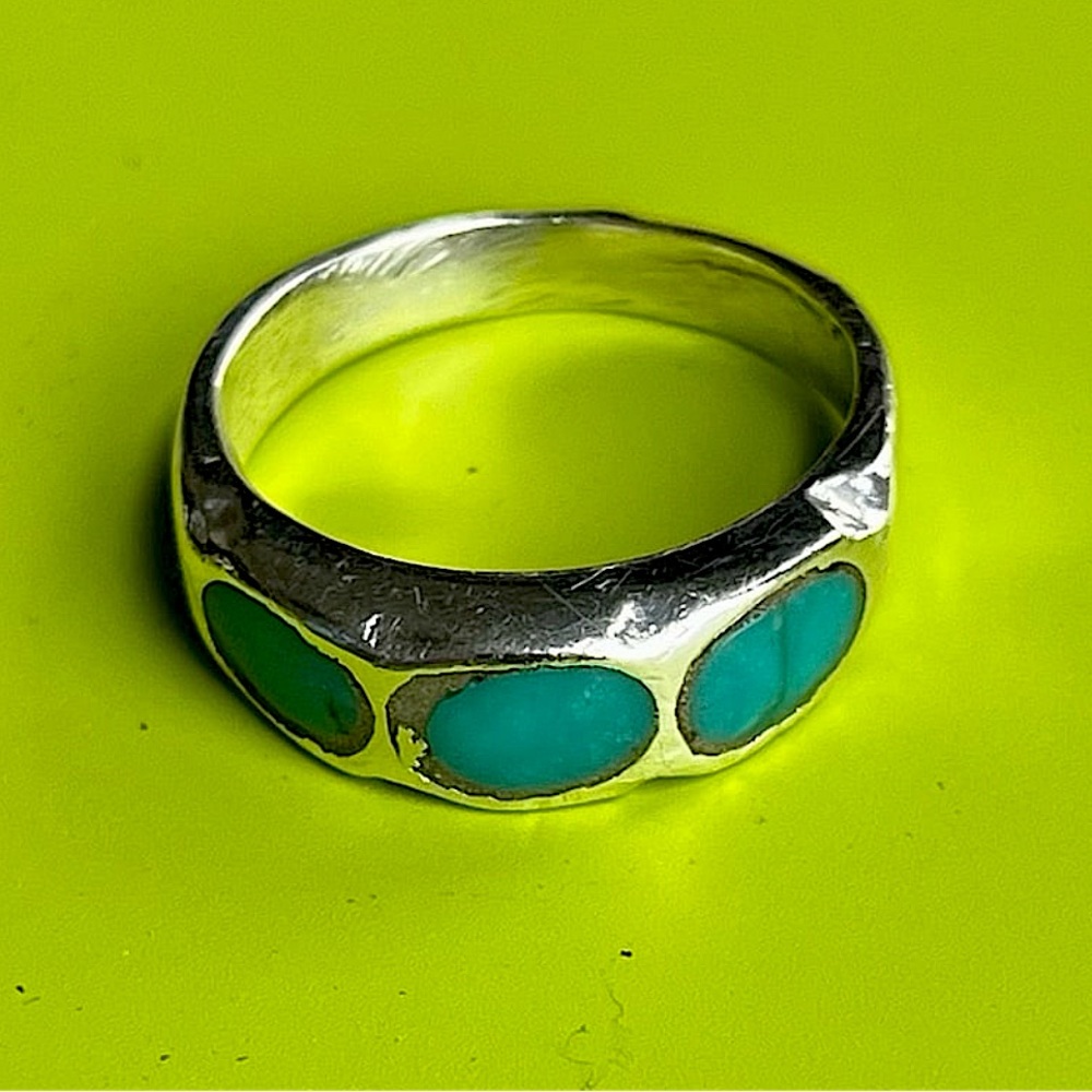 Vintage Boho Sterling Silver Turquoise Ring size 6